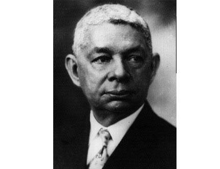  Robert Robinson Taylor, the first African-American to graduate from the Massachusetts Institute of Technology (MIT)